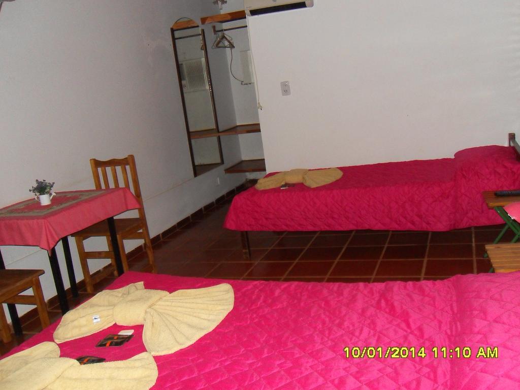 Hostel Y Posada Colibri Puerto Iguazú Pokoj fotografie