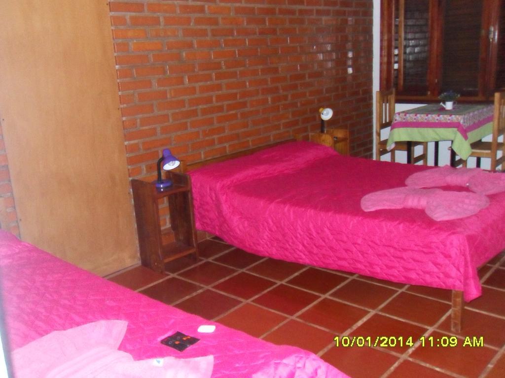 Hostel Y Posada Colibri Puerto Iguazú Pokoj fotografie